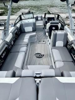 2021 Malibu Wakesetter 25 LSV