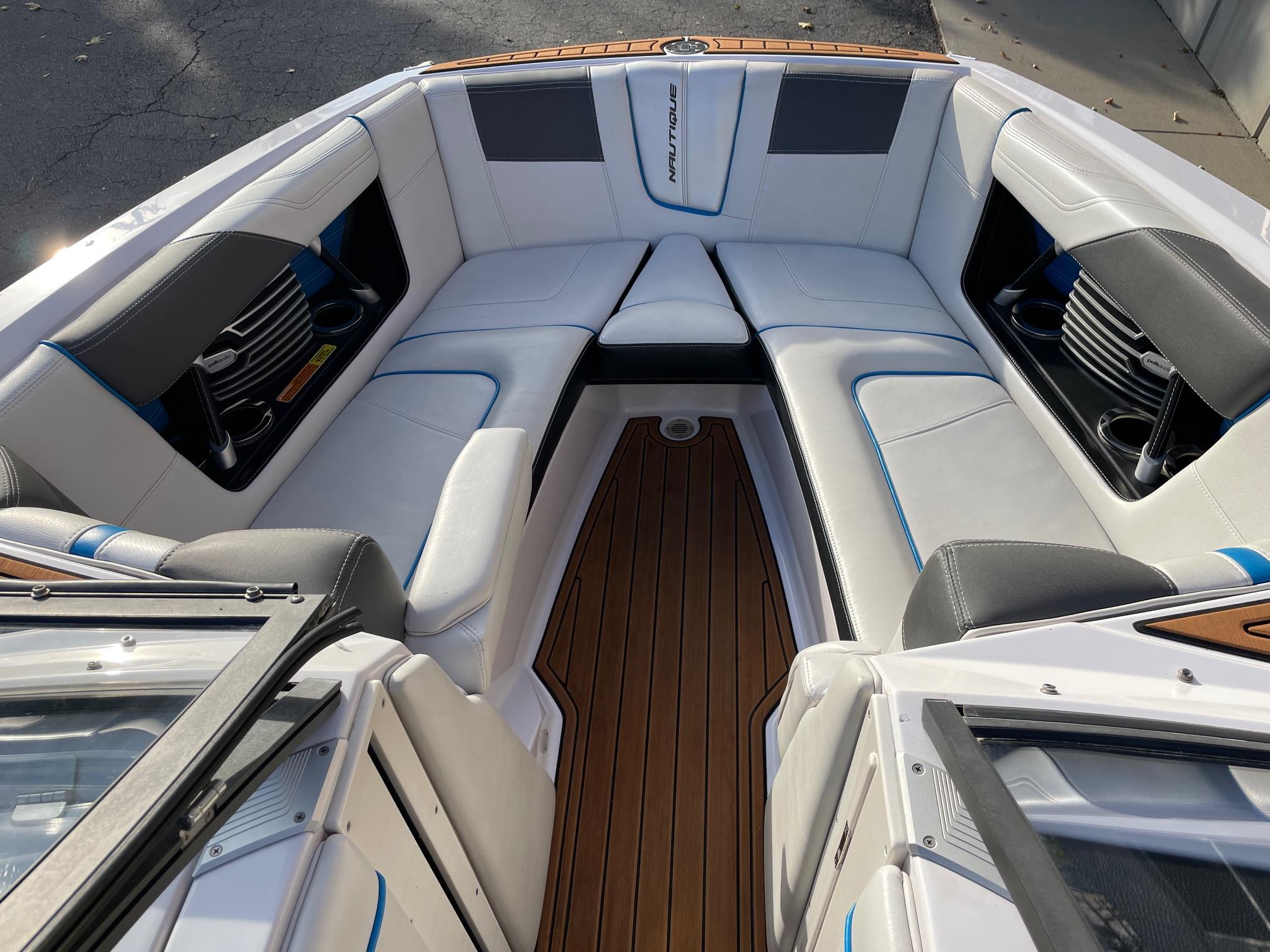 2015 NAUTIQUE G23 W/XR7 550HP SUPERCHARGED POWER PLANT