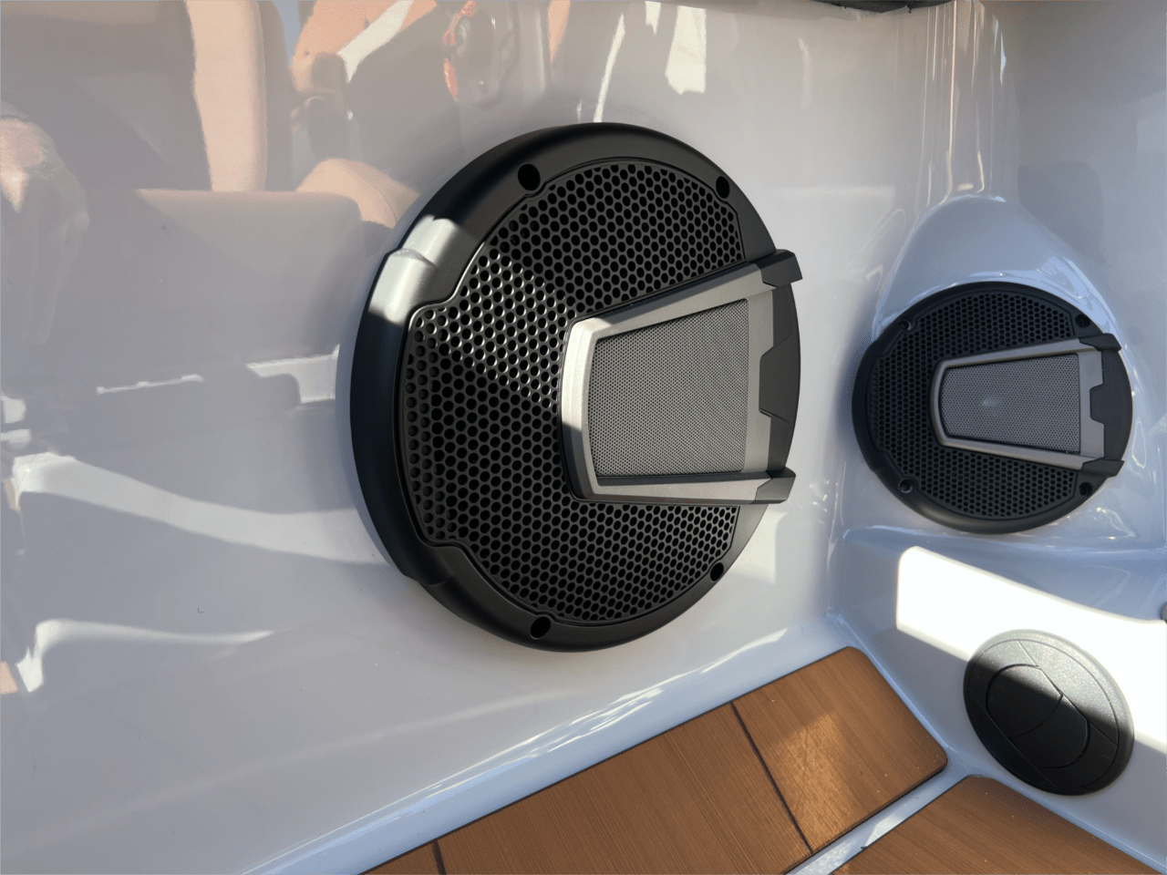 2025 Axis A245