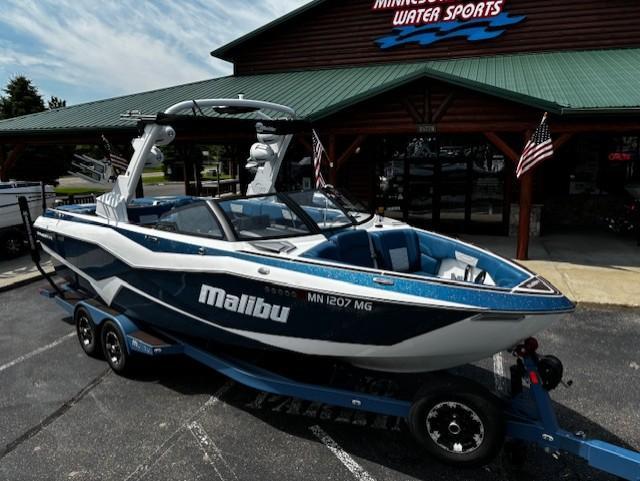 boat.Title