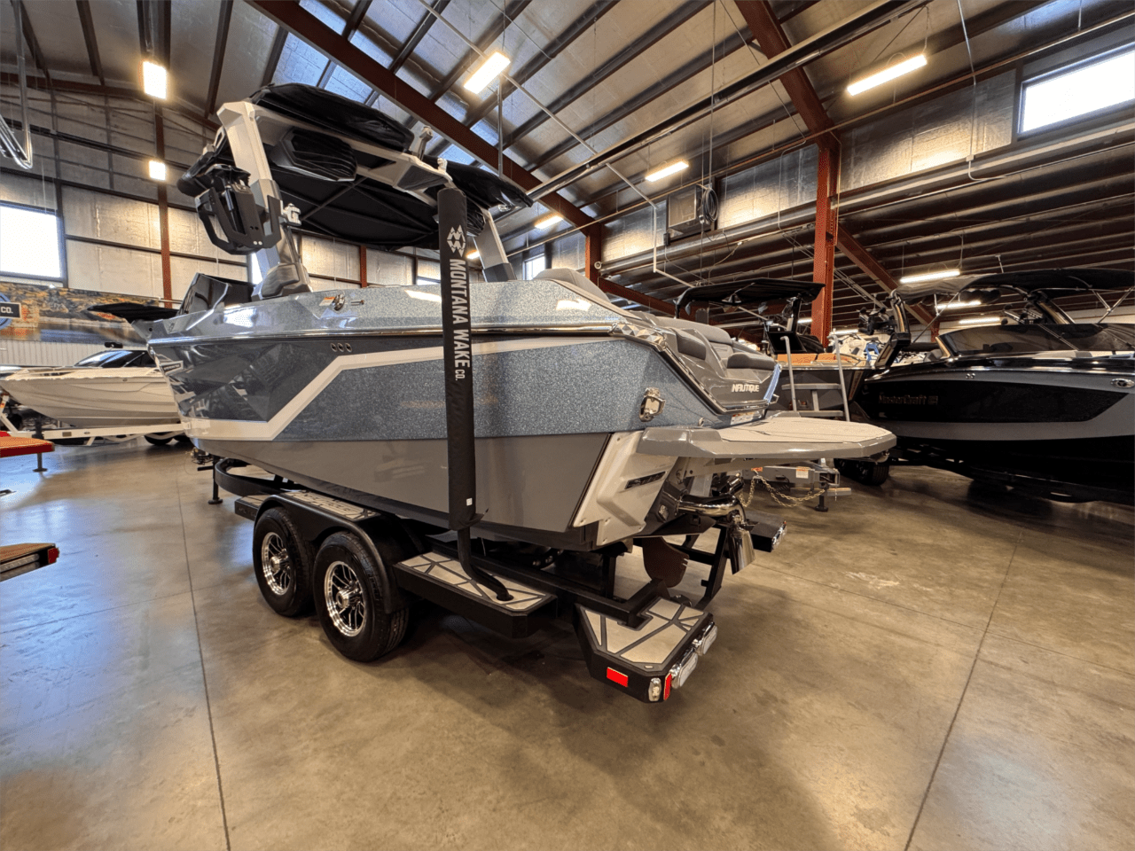2025 Nautique G23