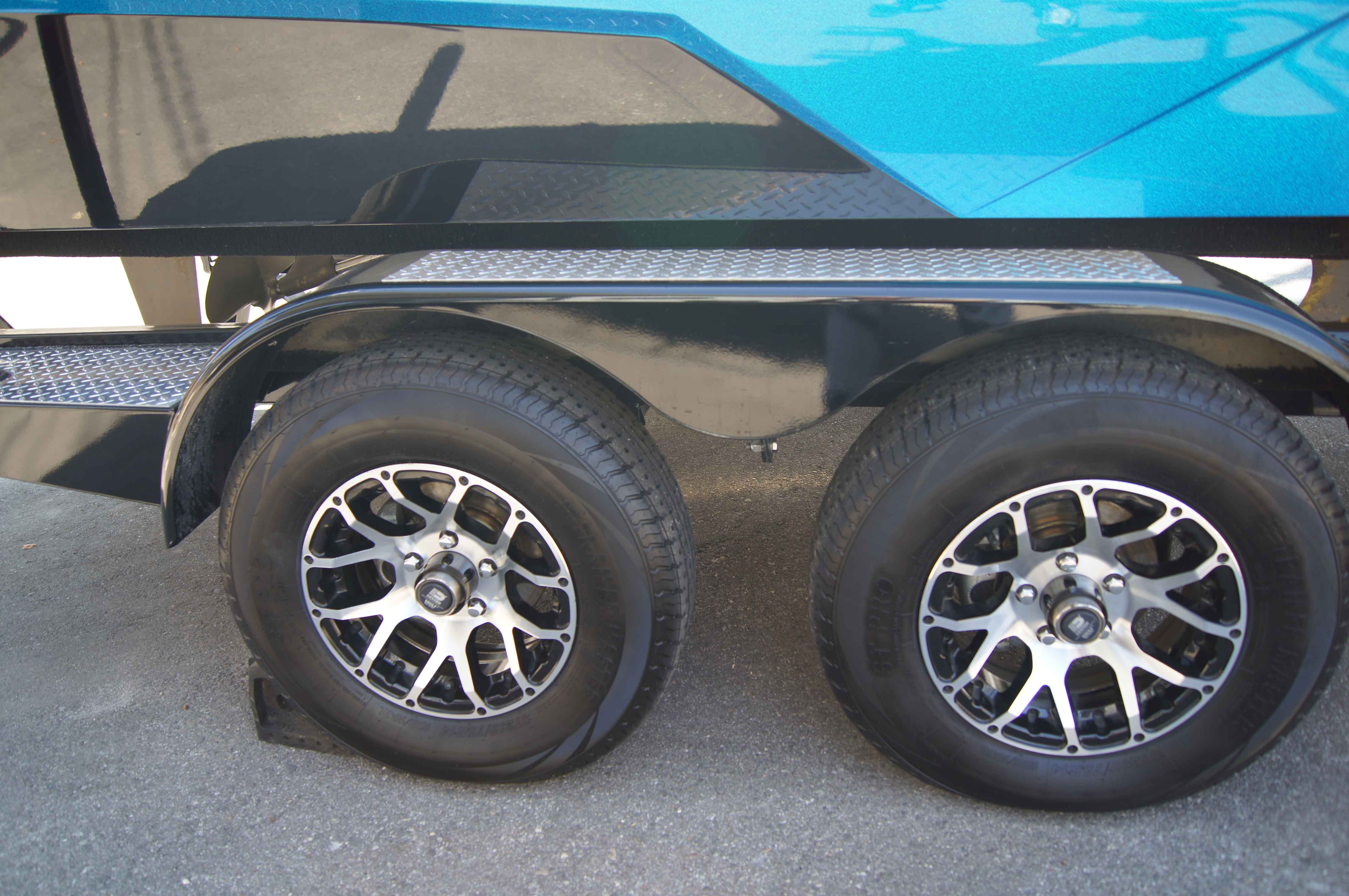 2023 MALIBU 22LSV