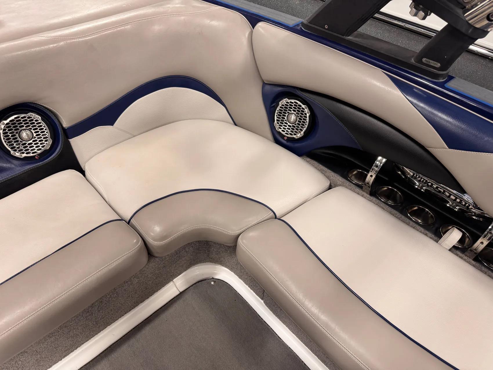2013 Malibu Wakesetter VLX