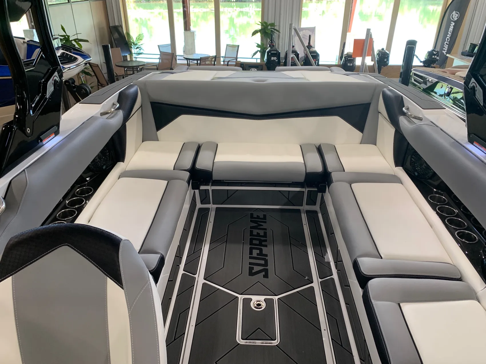 2024 Supreme S240