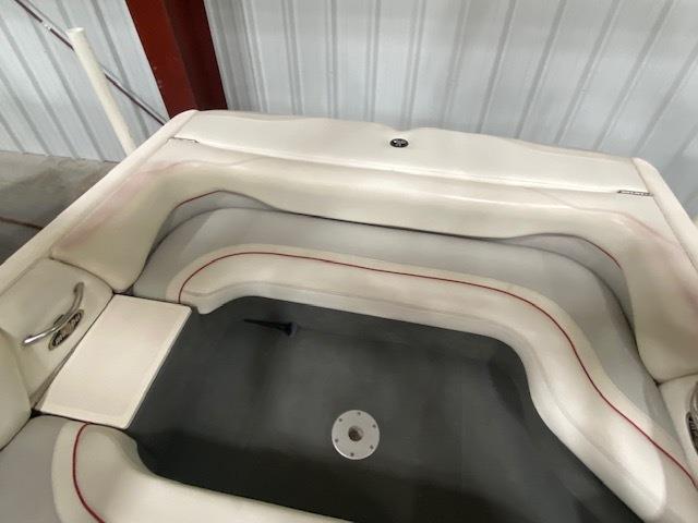 2002 Malibu 21 XTi, 532 hours, newer trailer