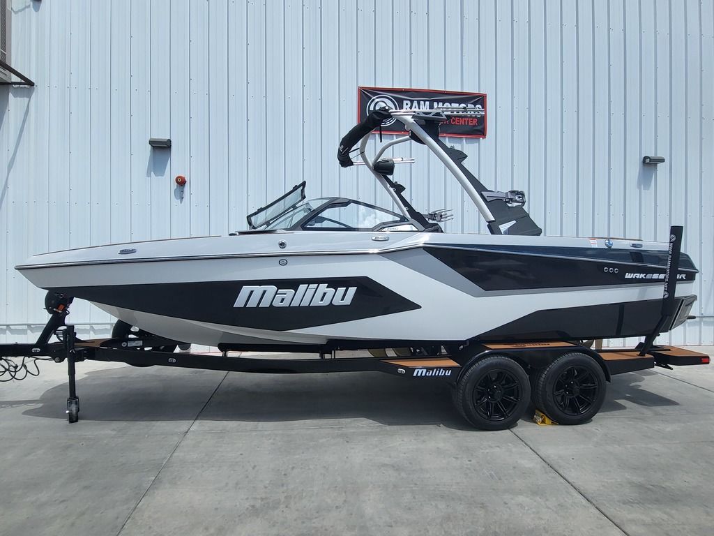 2024 Malibu Boats 23 MXZ