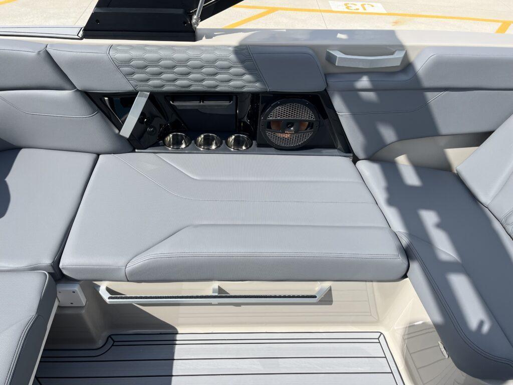 2025 MasterCraft XT20