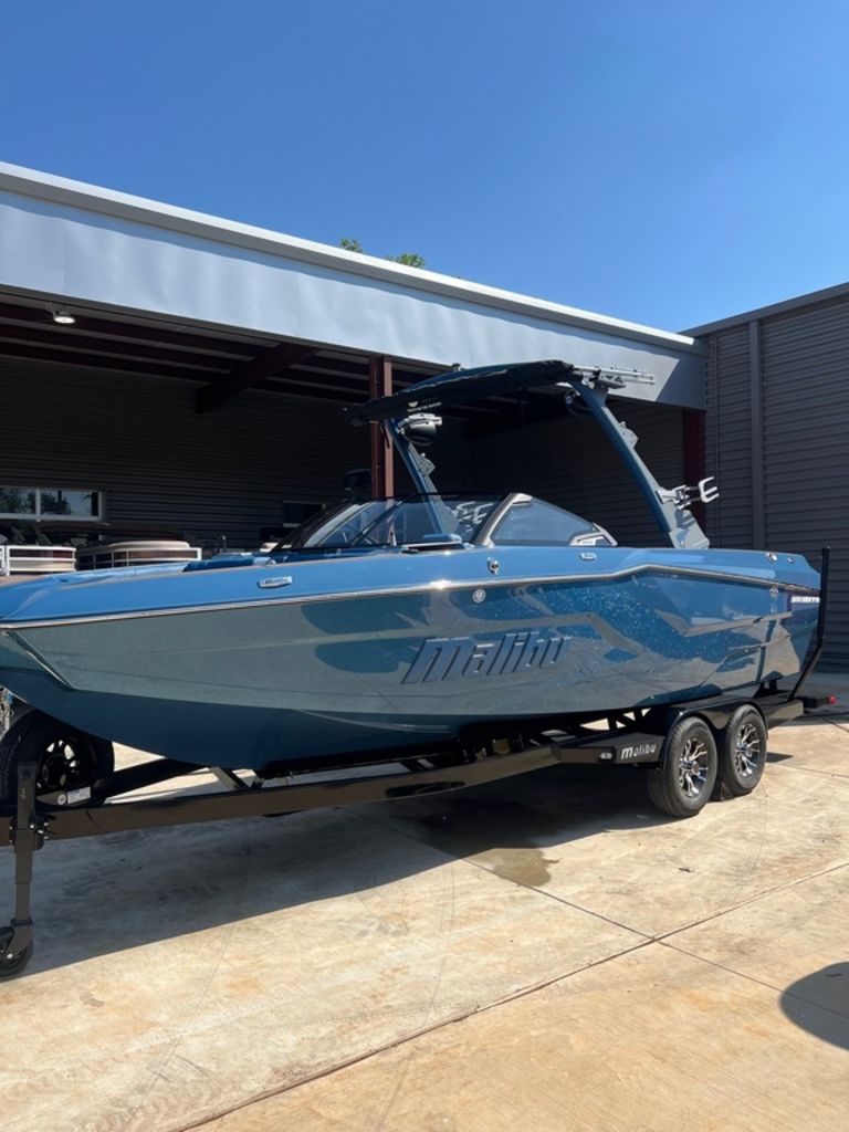 boat.Title