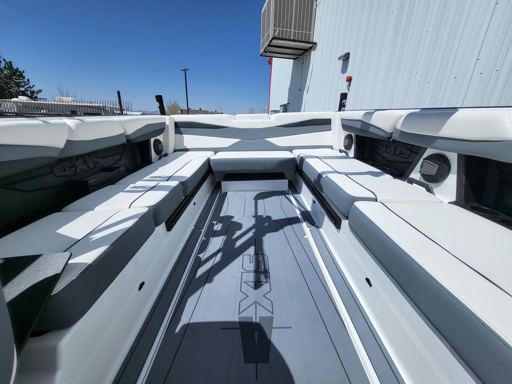 2025 Axis Wake Research A245