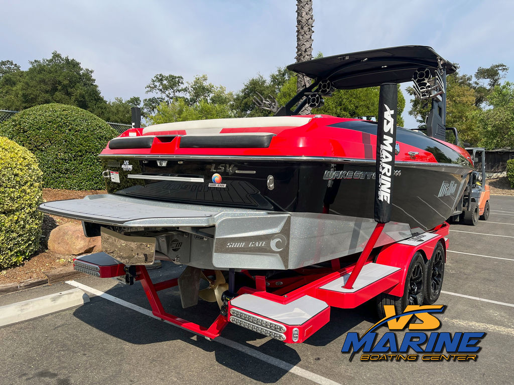 2017 Malibu Boats 25 LSV