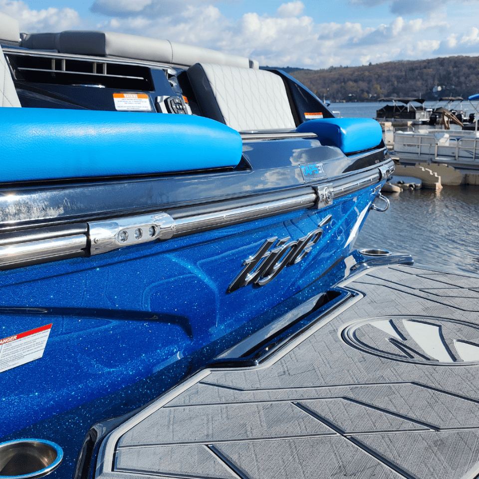 boat.Title