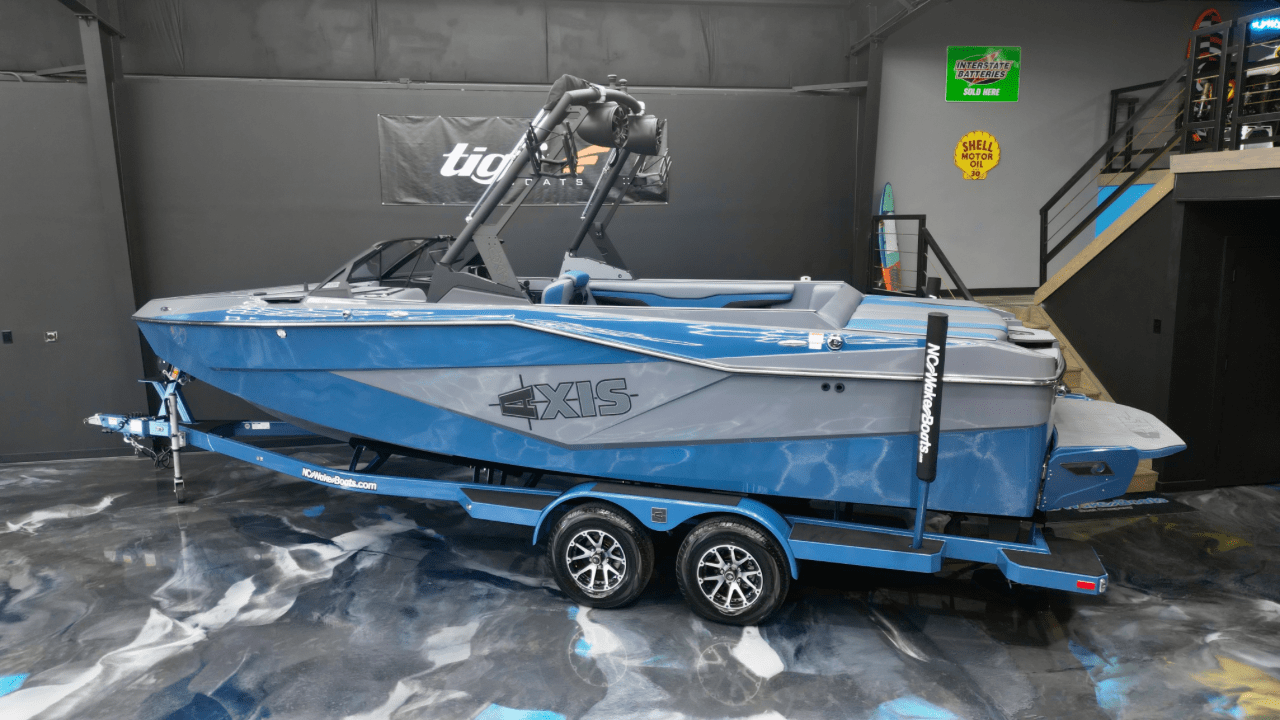 2023 Axis T235