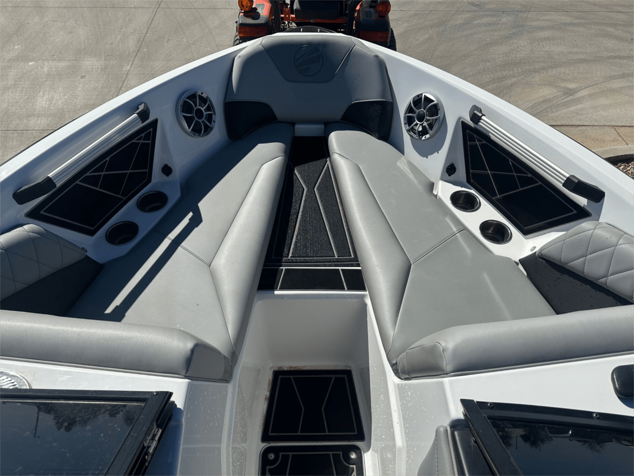 2022 Tige Z1