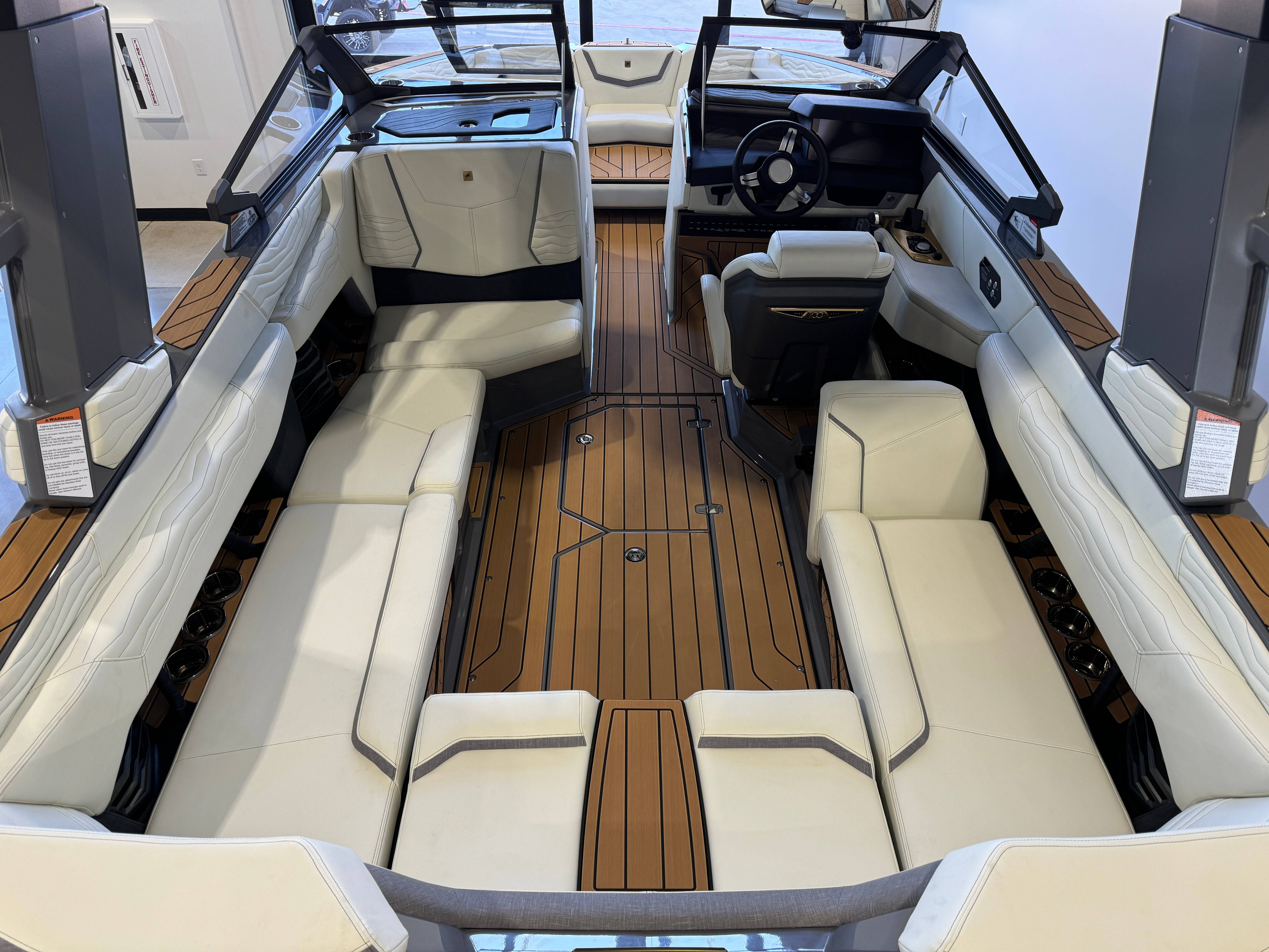 2025 Nautique Super Air Nautique G23