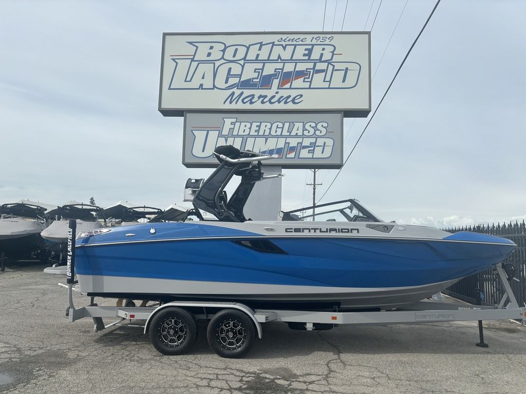 boat.Title