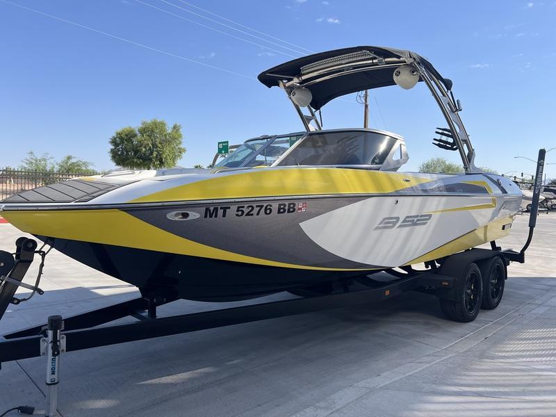 2015 MB Sports B52 23