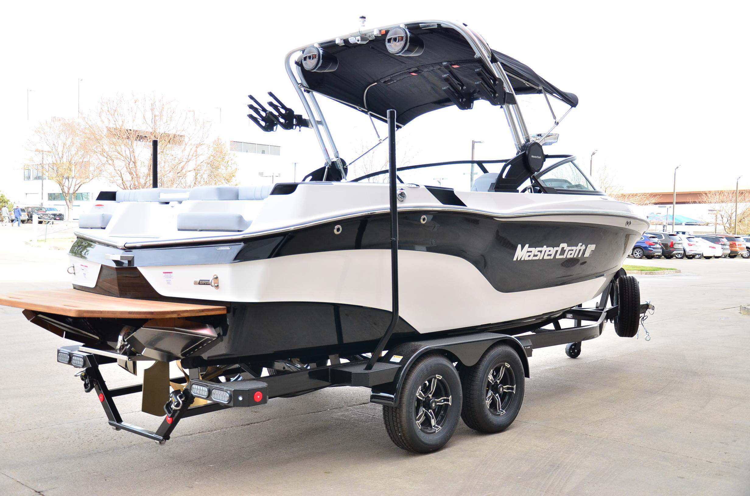 2024 MasterCraft XT23