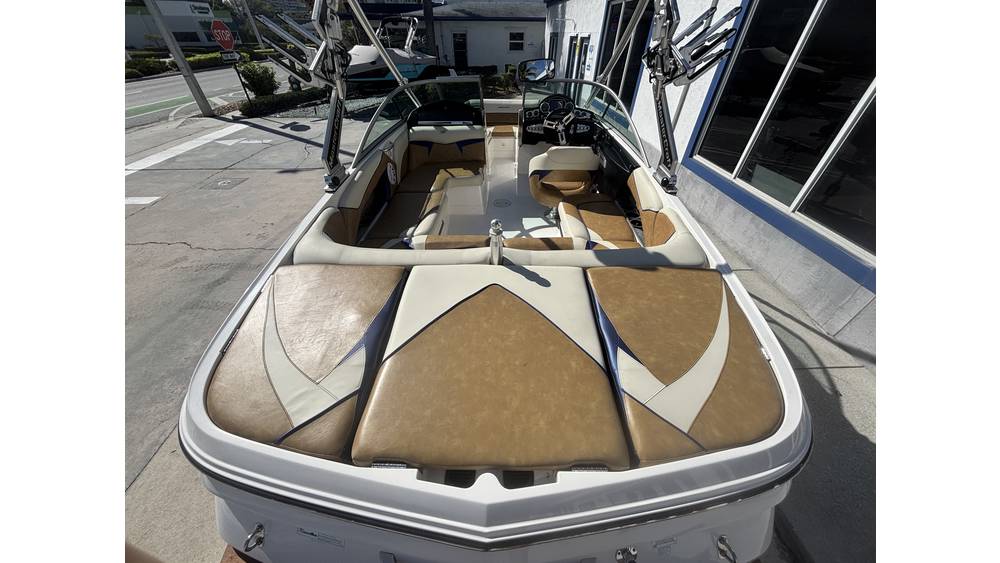 2010 Mastercraft X2