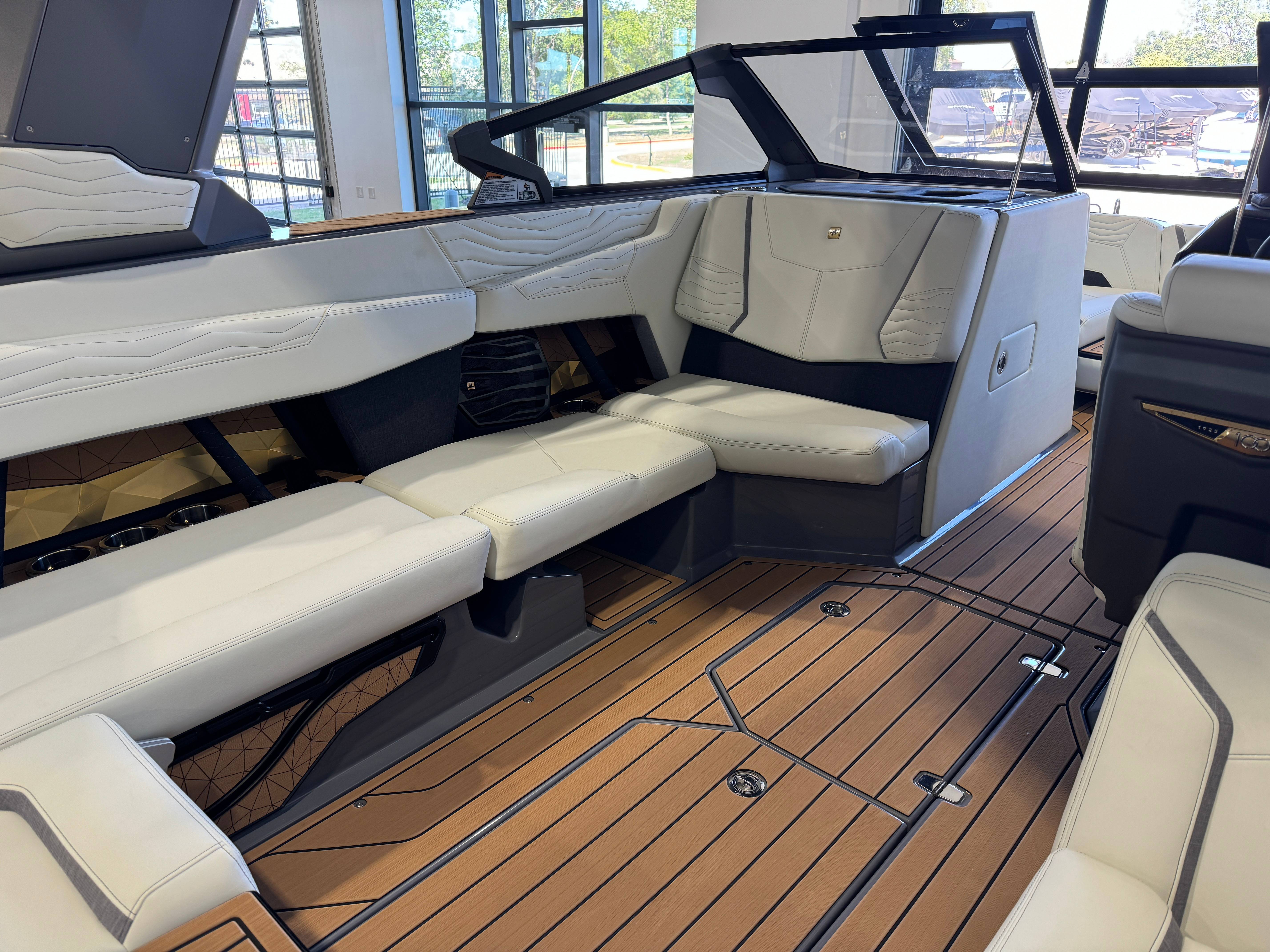 2025 Nautique Super Air Nautique G23