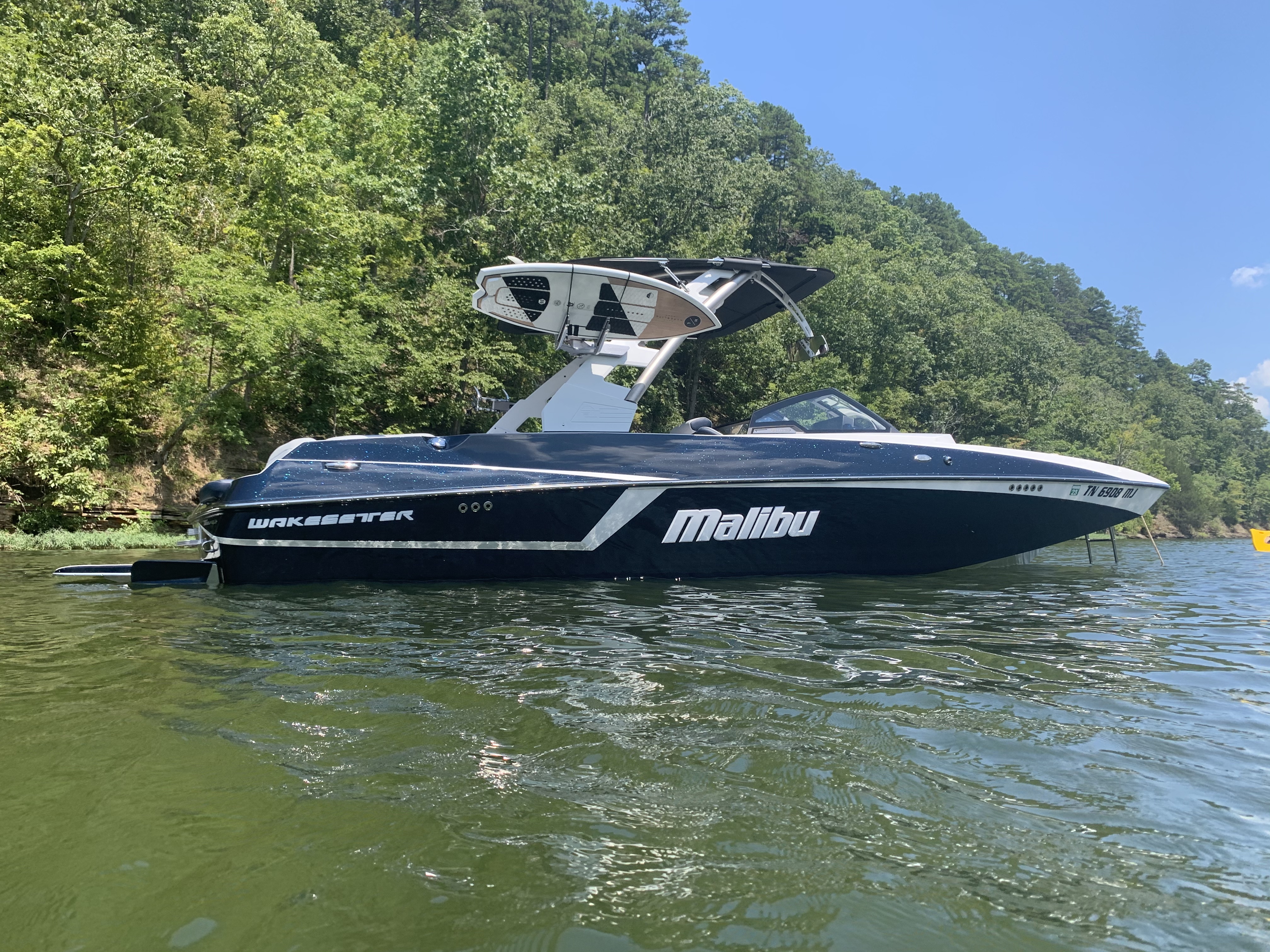 2020 Malibu Wakesetter 22MXZ