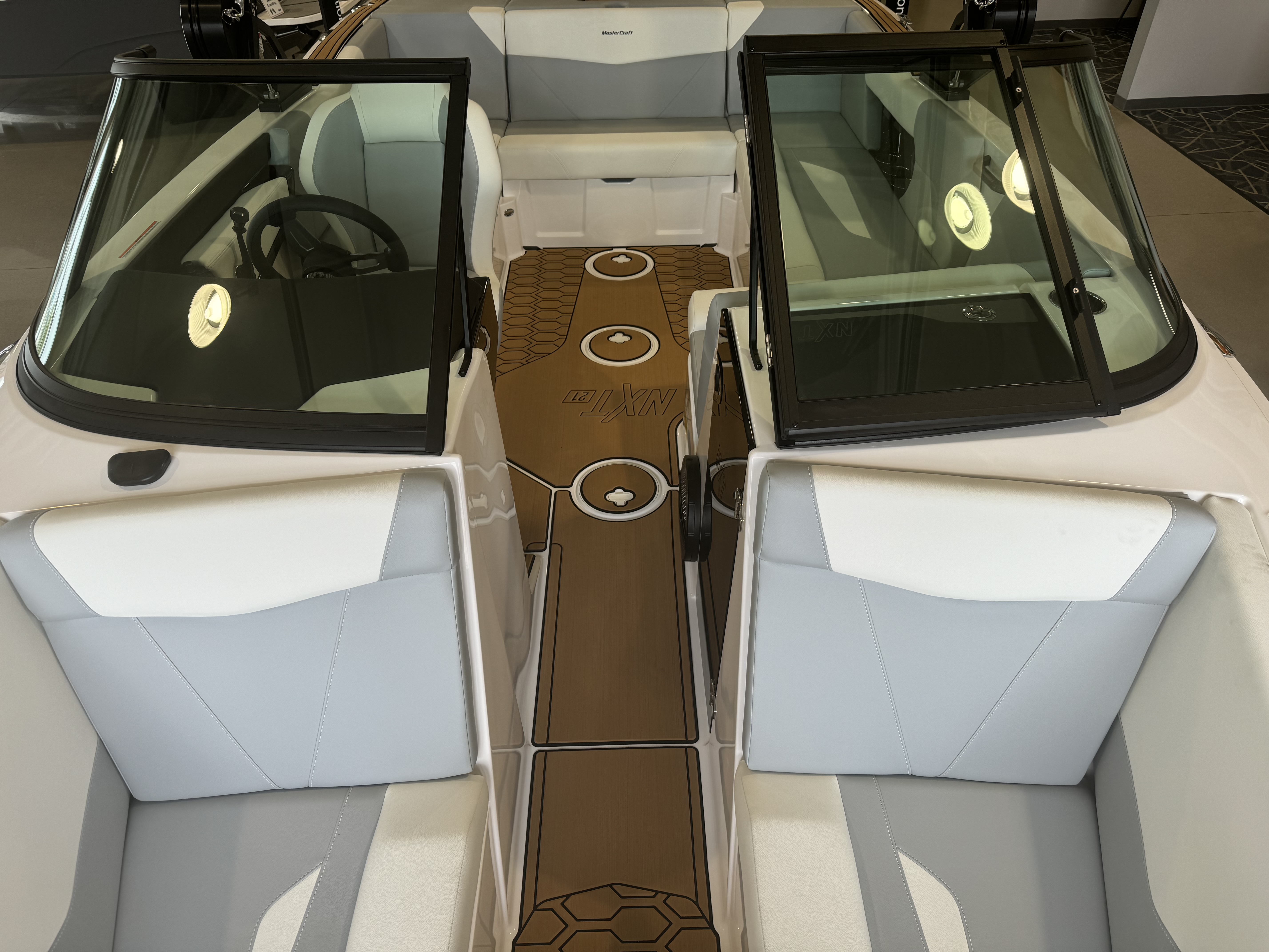 2025 MasterCraft NXT21