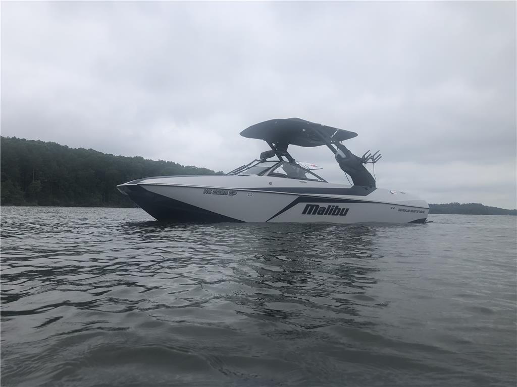 2019 Malibu 21’ MLX- REDUCED! $74,500
