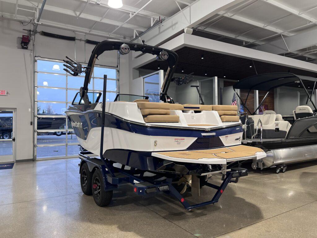 2025 MasterCraft XT22T