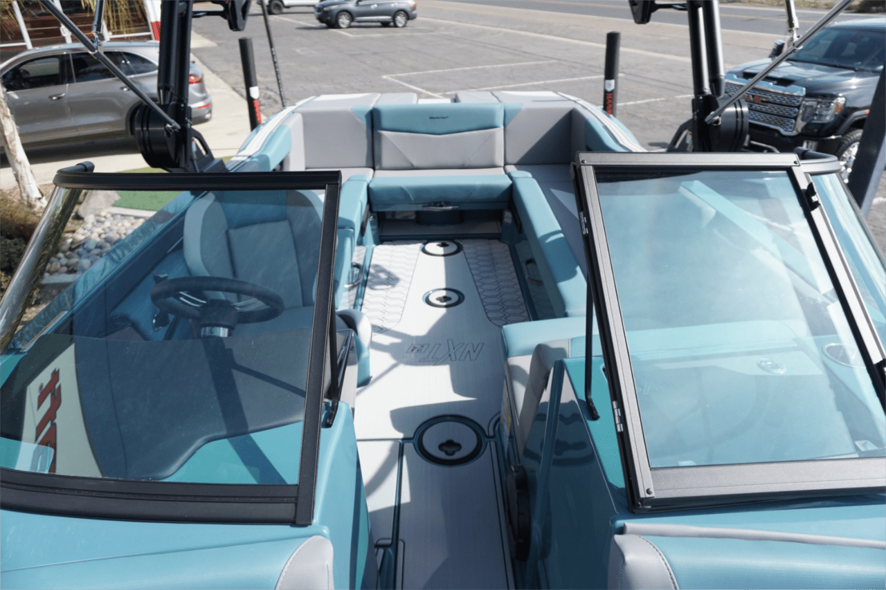 2025 MasterCraft NXT24