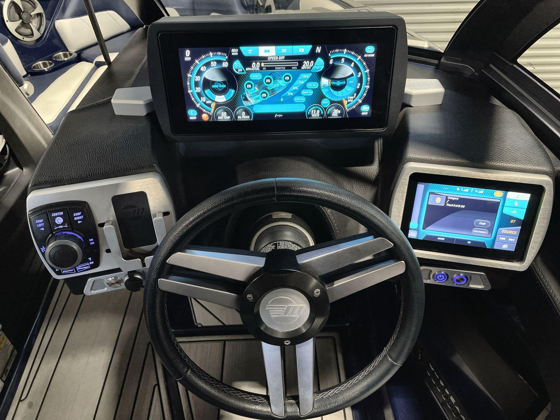 2019 Malibu 23LSV w/ Trailer