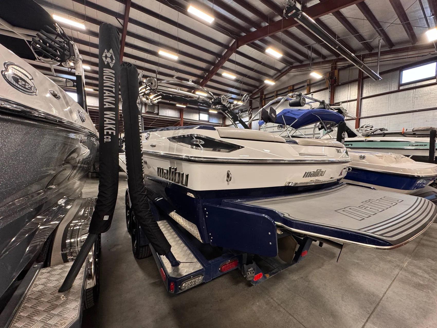 2013 Malibu Wakesetter VLX