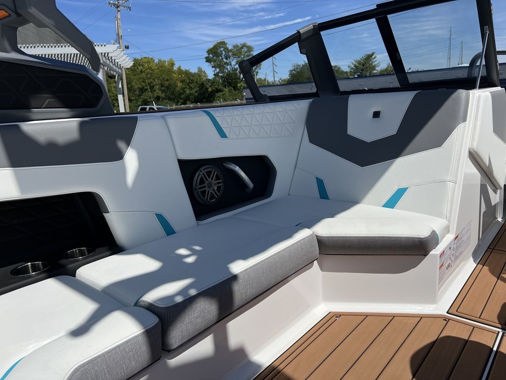 2025 Nautique GS20