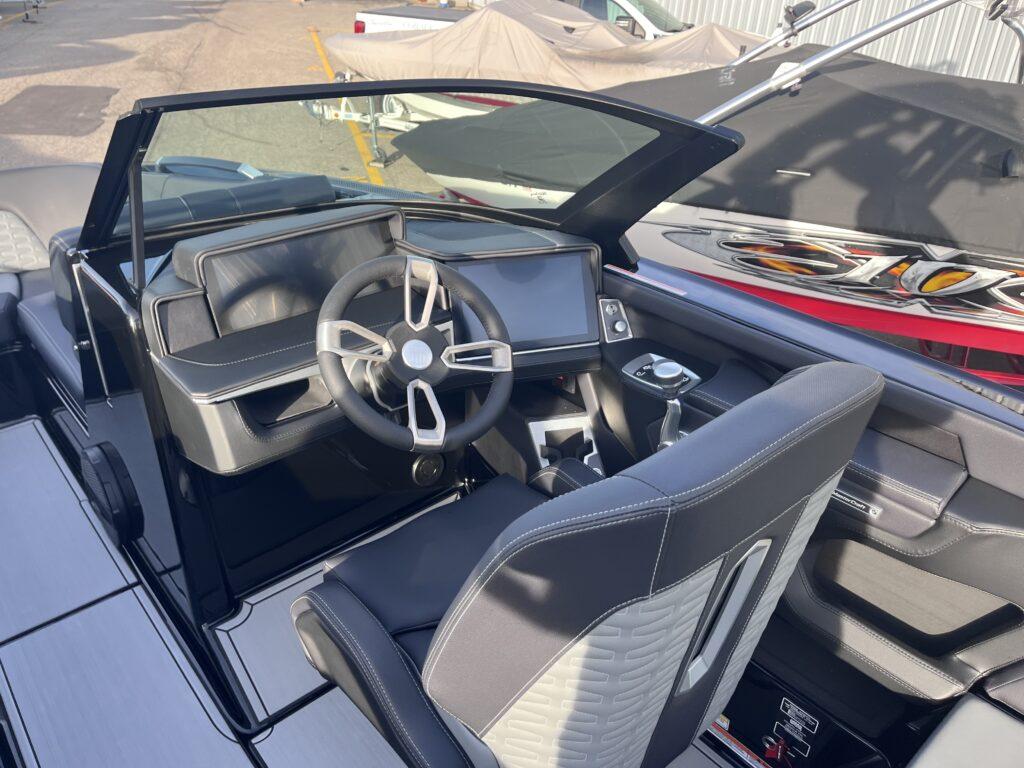 2025 MasterCraft X24