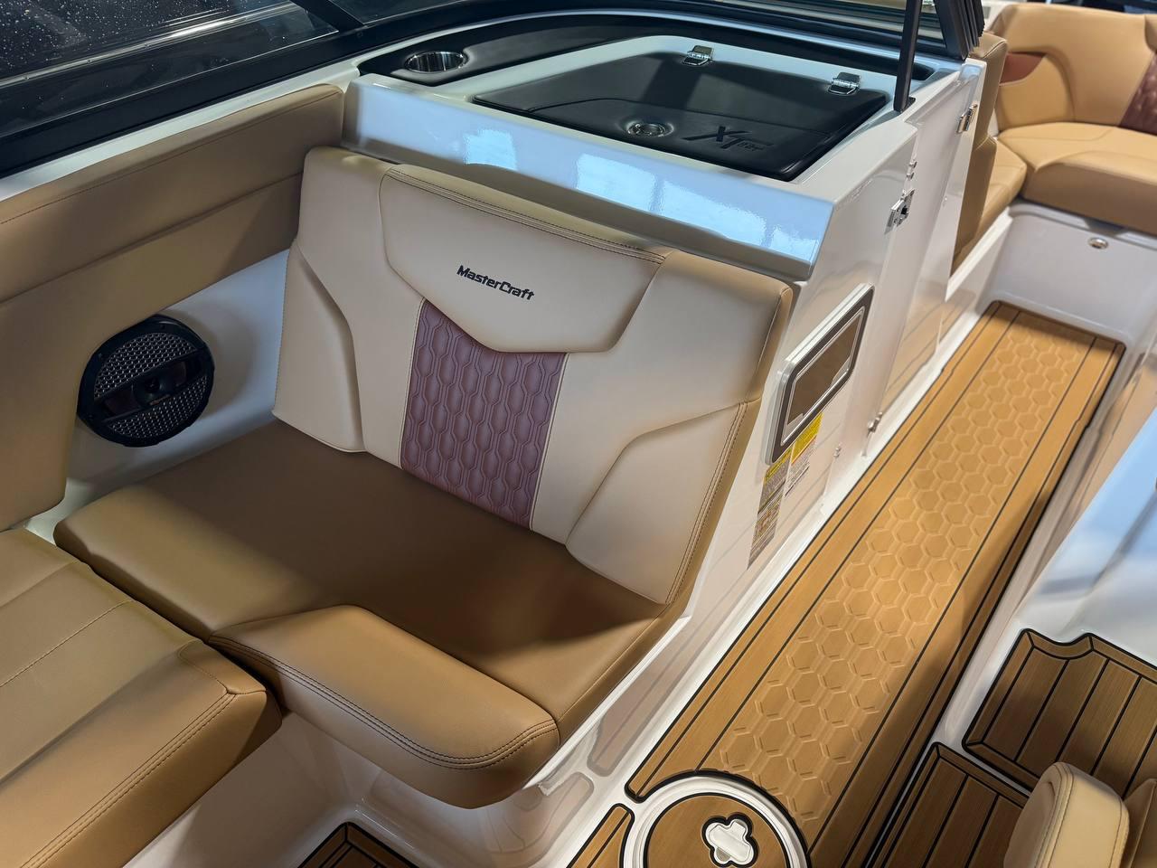 2025 MasterCraft XT22T