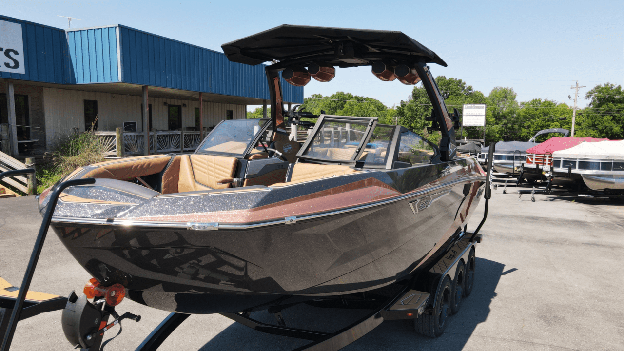 boat.Title