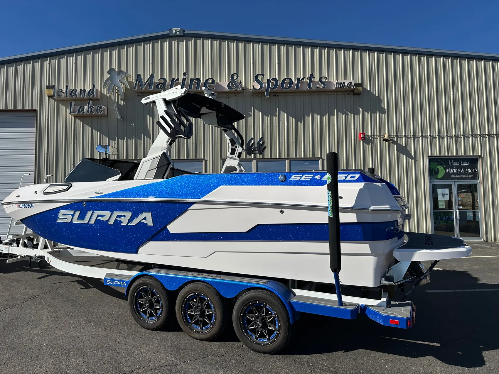 boat.Title