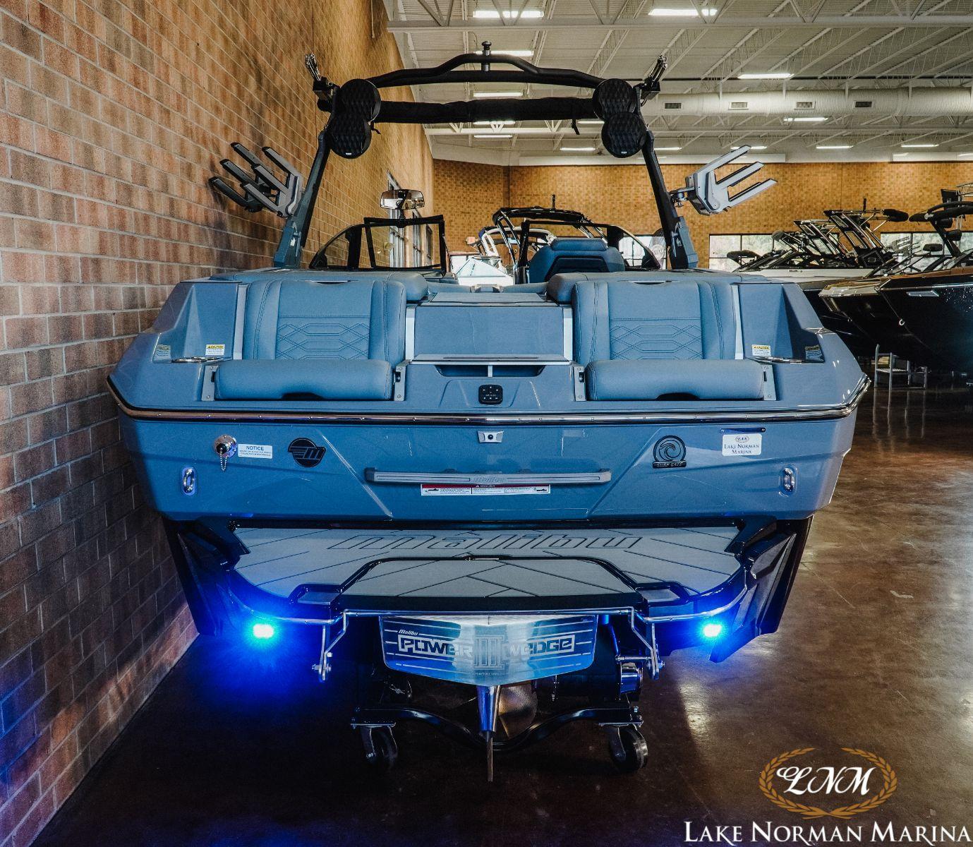 2024 Malibu 25 LSV