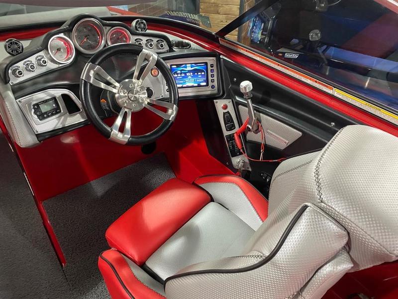 2016 MasterCraft X26