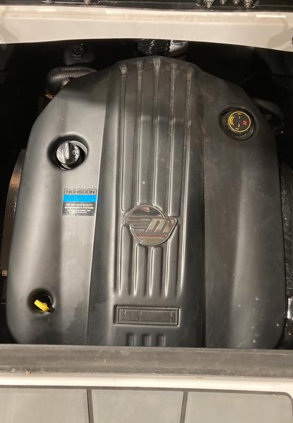 2021 Malibu 23 LSV