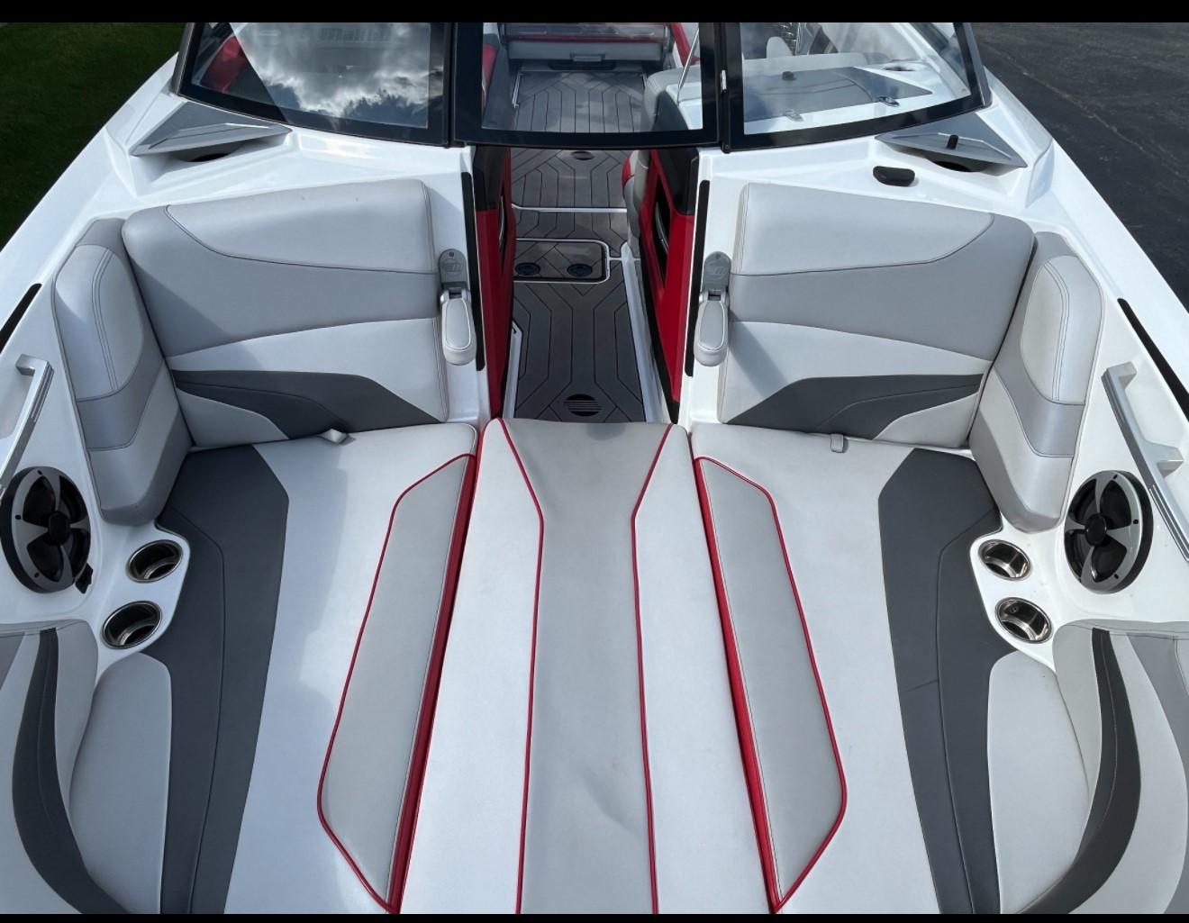2018 Malibu Wakesetter 24MXZ – LOADED