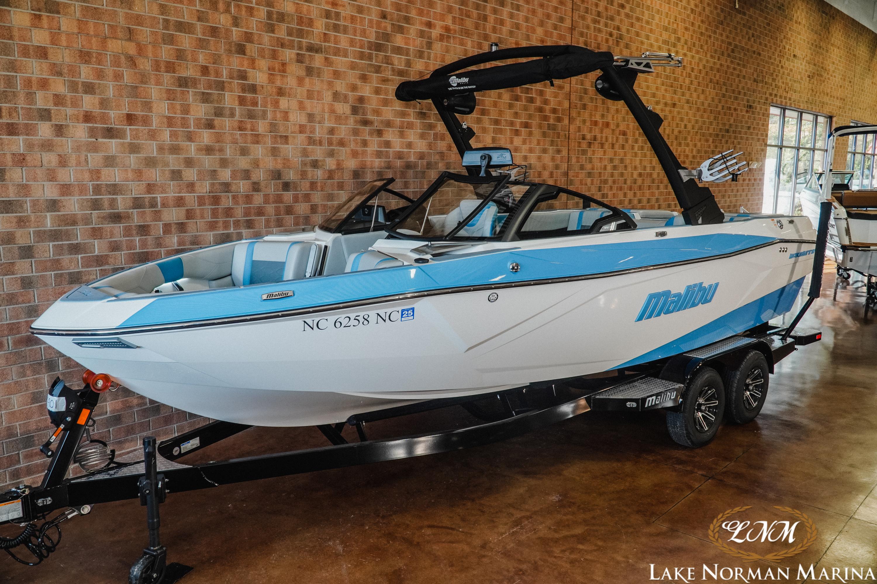 2024 Malibu 23 LSV