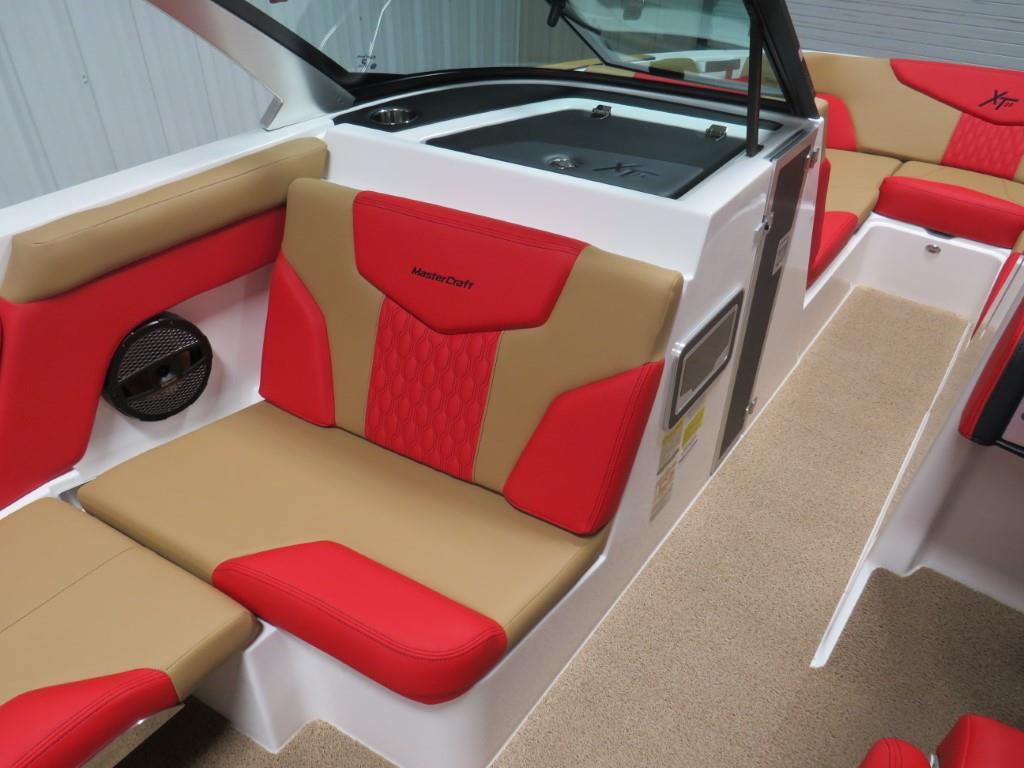 NEW 2024 Mastercraft XT24