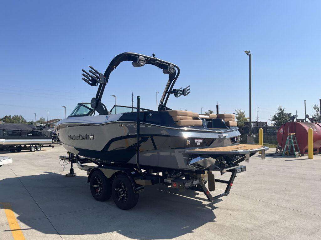 2025 MasterCraft XT20