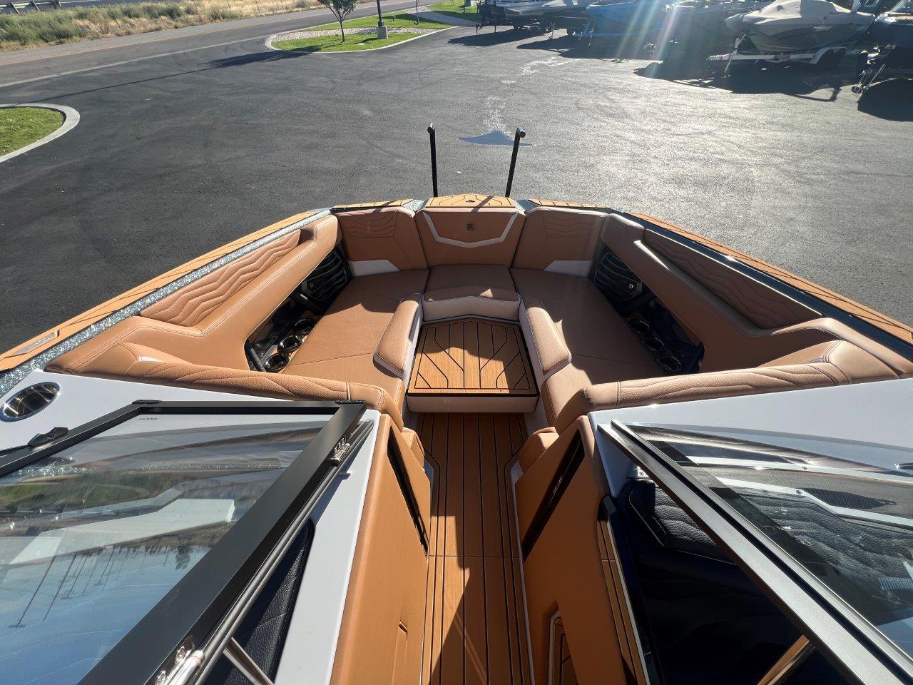 2025 Nautique G23