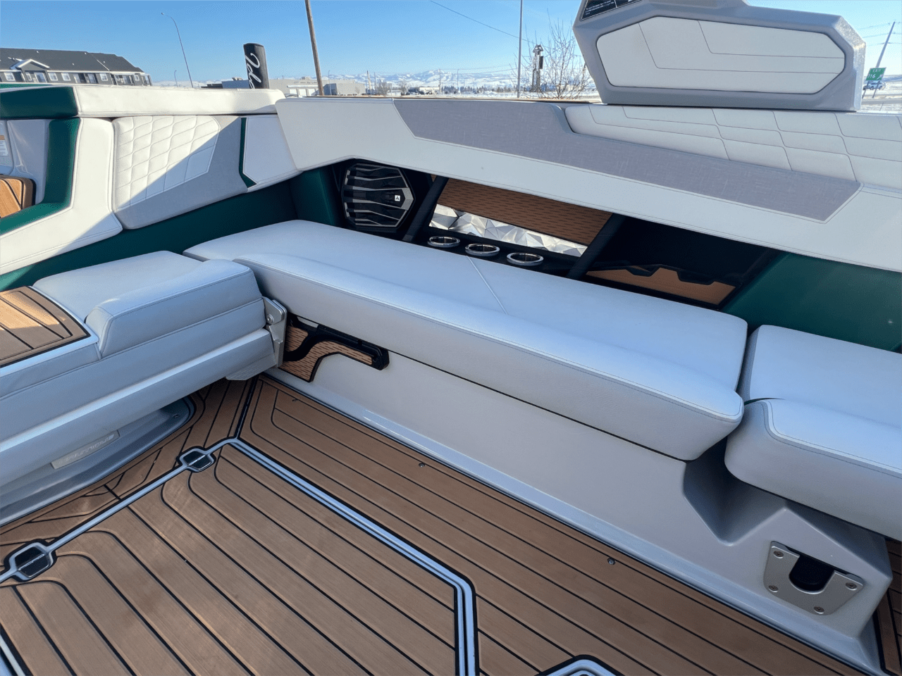 2024 Nautique G25
