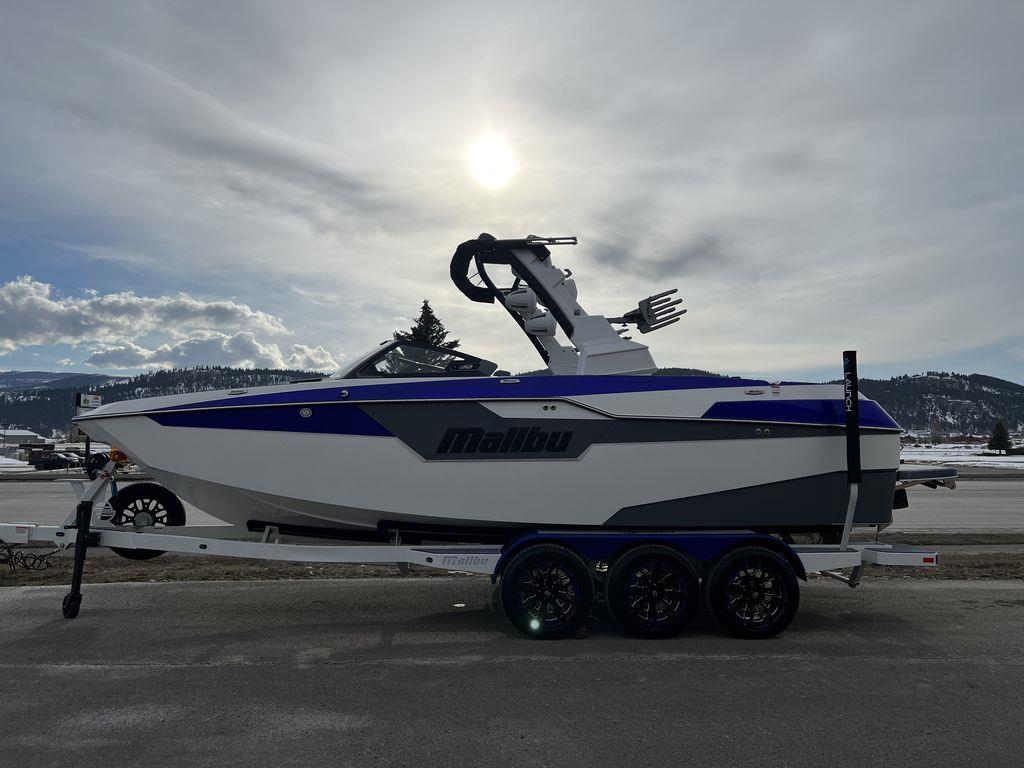 boat.Title