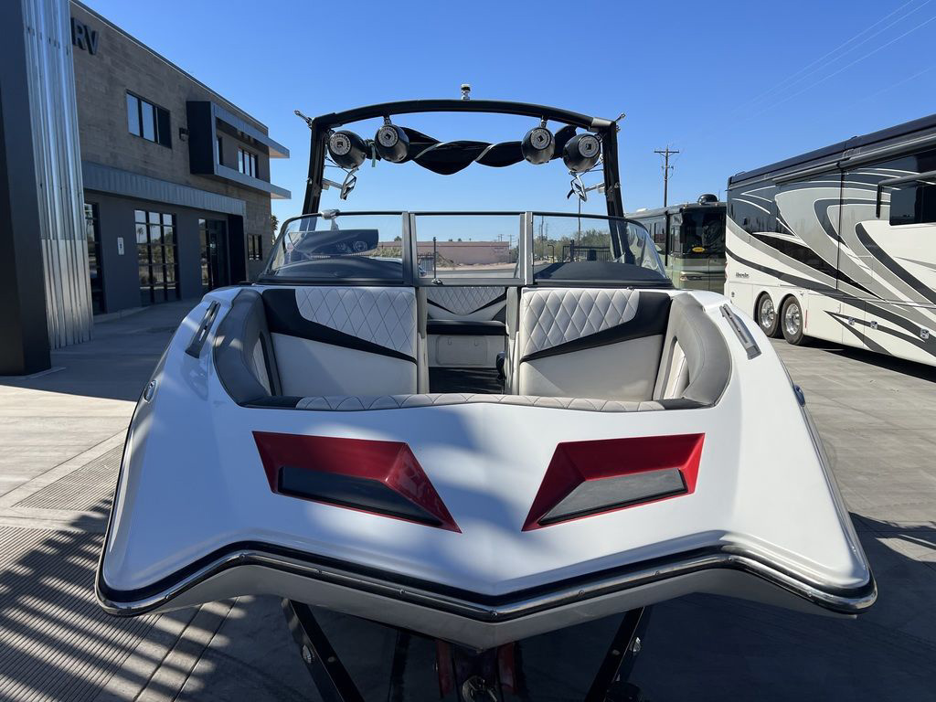 2014 Tige RZ4