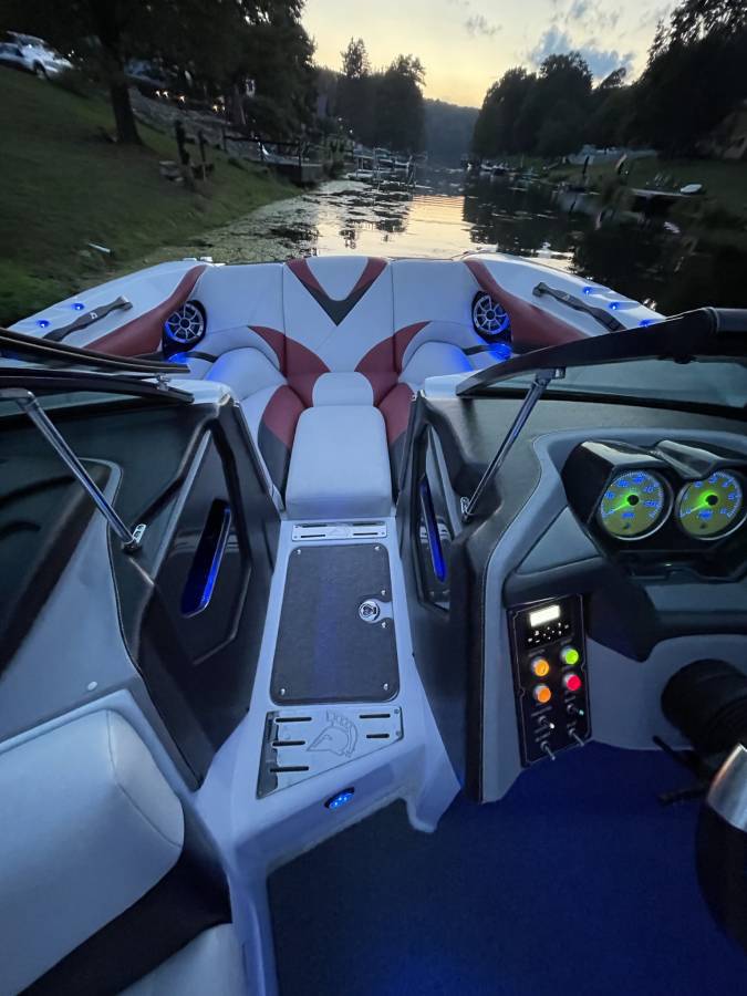 Centurion Boats FX22 V-Drive 22 2014