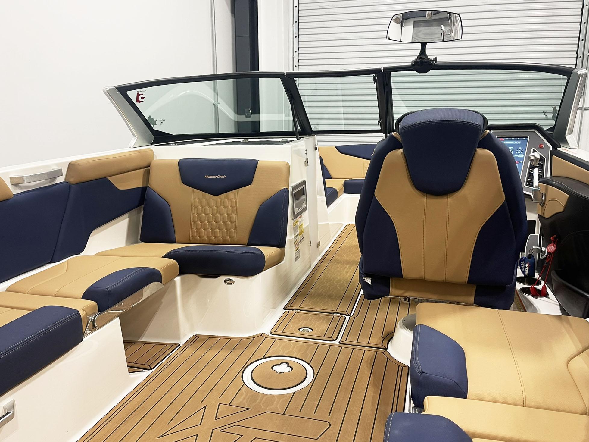 2022 Mastercraft XT 24