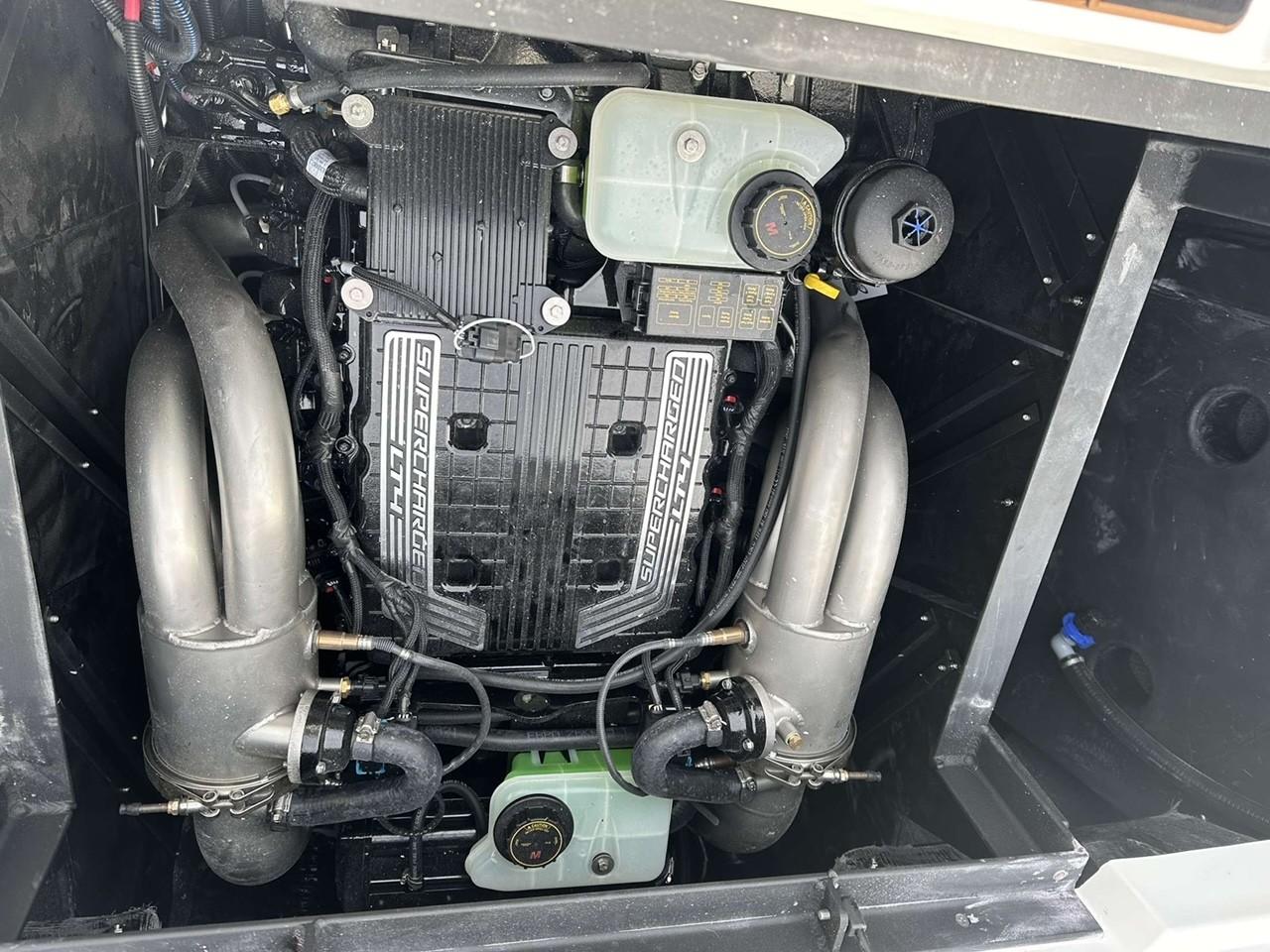 2025 Malibu 25 LSV