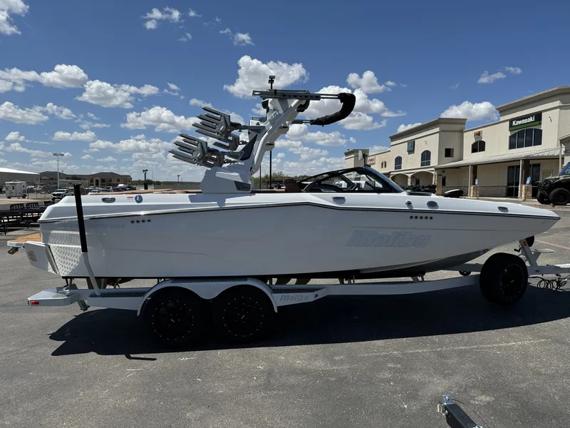 boat.Title